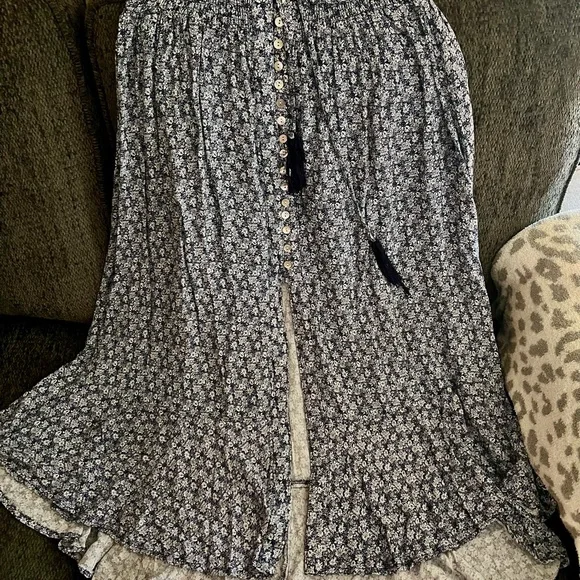 Floral Blue and White Maxi Skirt - Picture 1 of 4